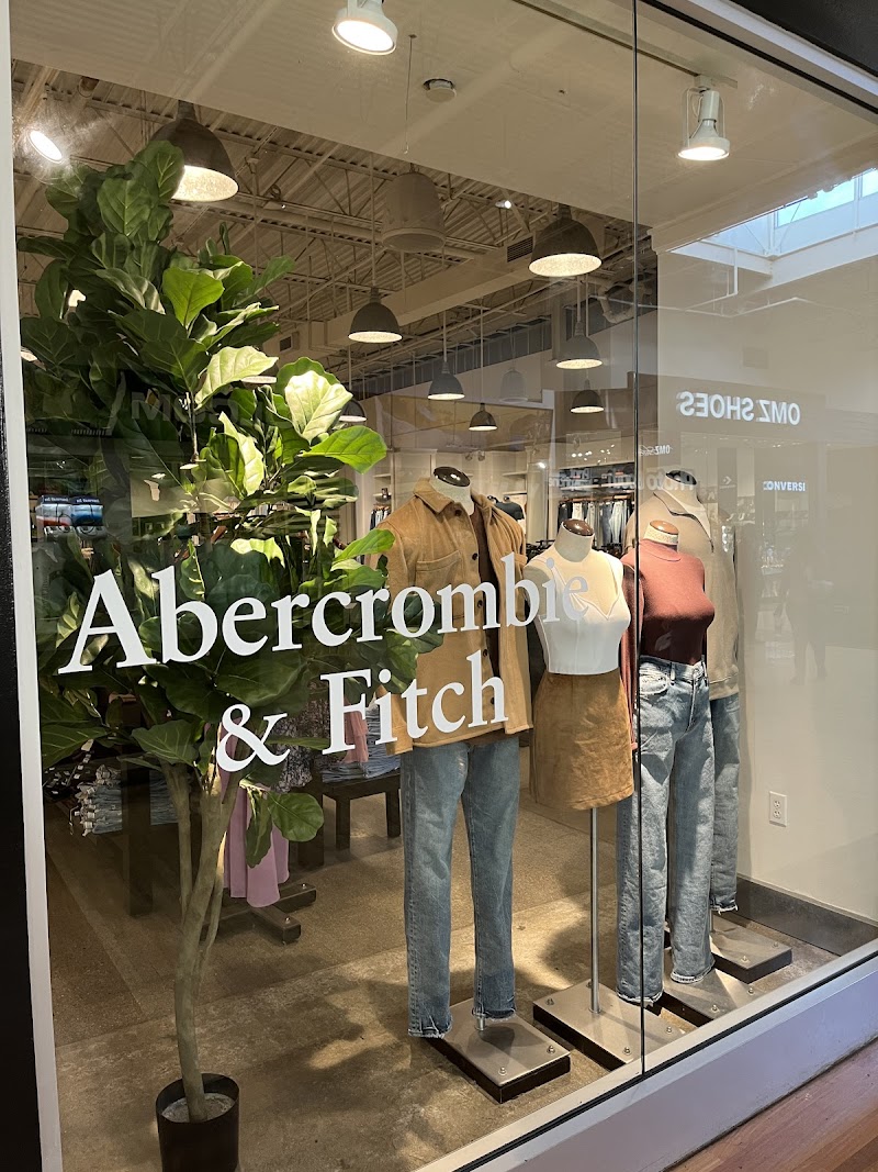Abercrombie & Fitch Ontario Mills
