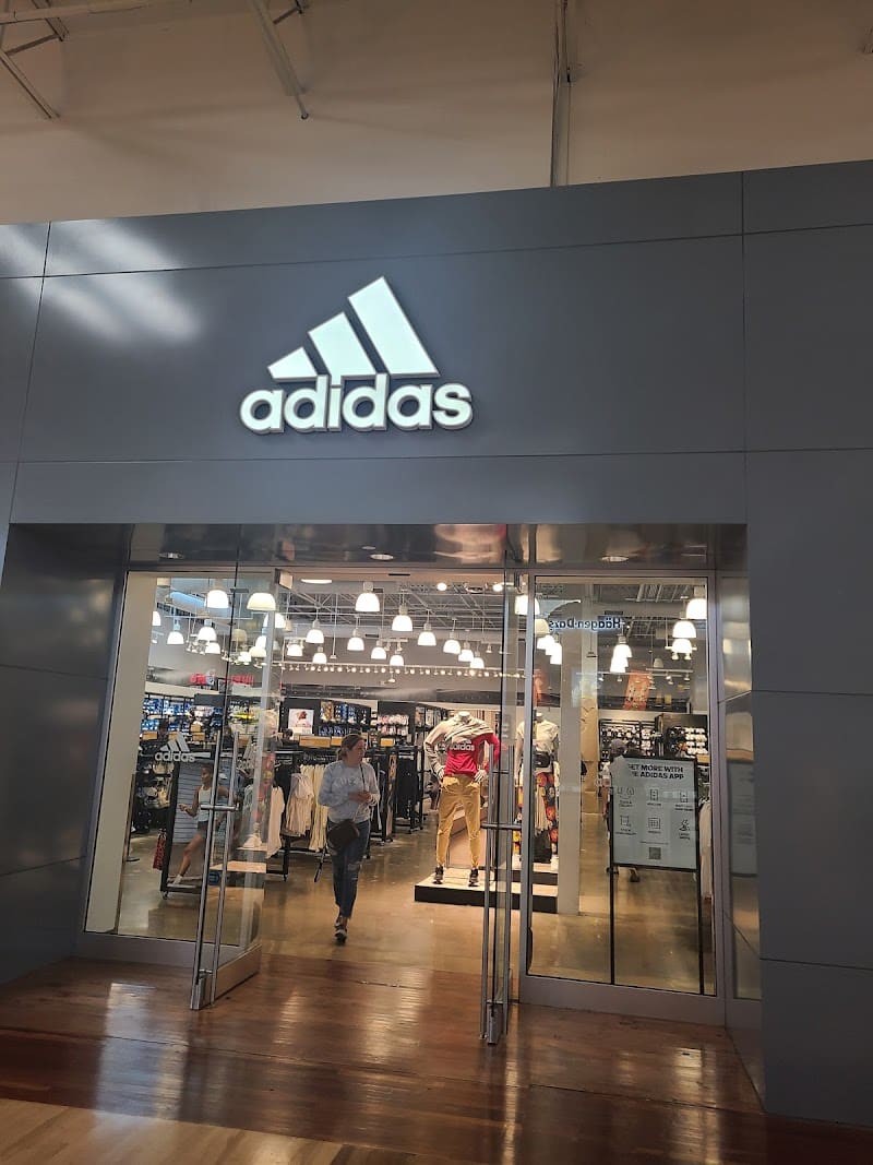 Adidas Ontario Mills