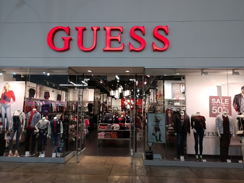 GUESS Factory