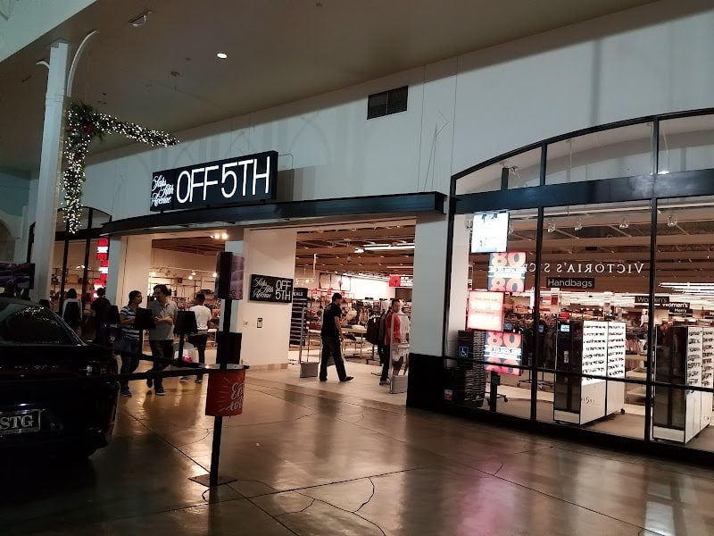 Saks OFF 5TH